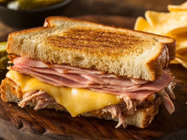 El Rey de las Fritas Cuban Sandwich